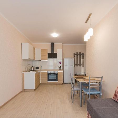 Уютная Квартира В Жк Острова Kryzhanivka Bagian luar foto